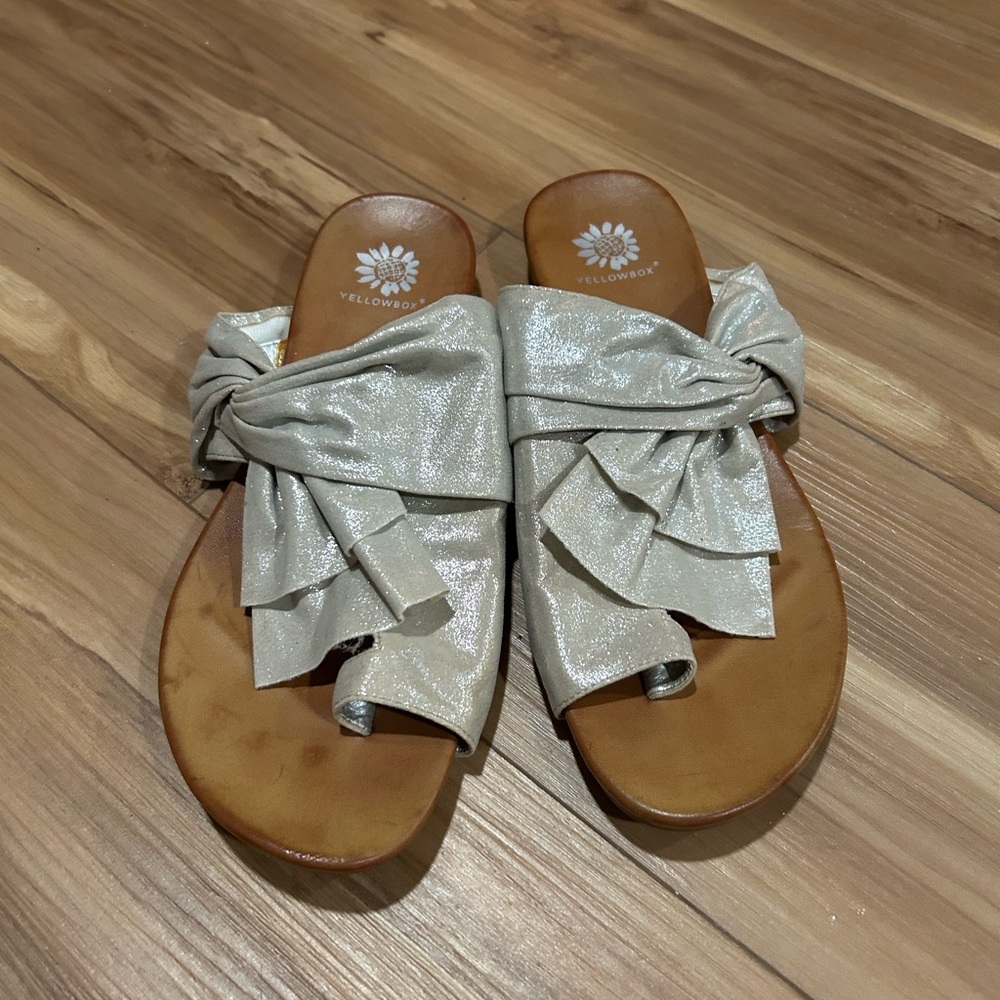 Yellowbox Norah Sliver Bow Sandal Size 10
